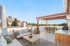 Ferienwohnung in Marbella - Amazing 2 Bedroom Penthouse at Golden Mile